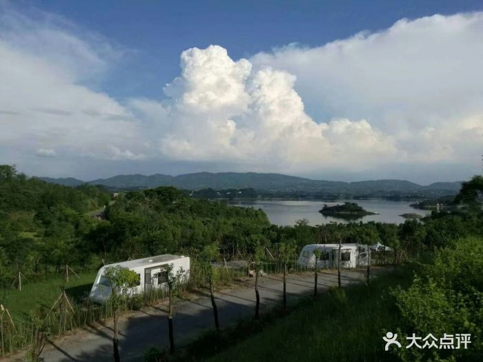 驿露美长寿湖国际房车露营地图片 - 第2张