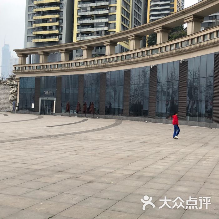 重庆长江汇当代美术馆