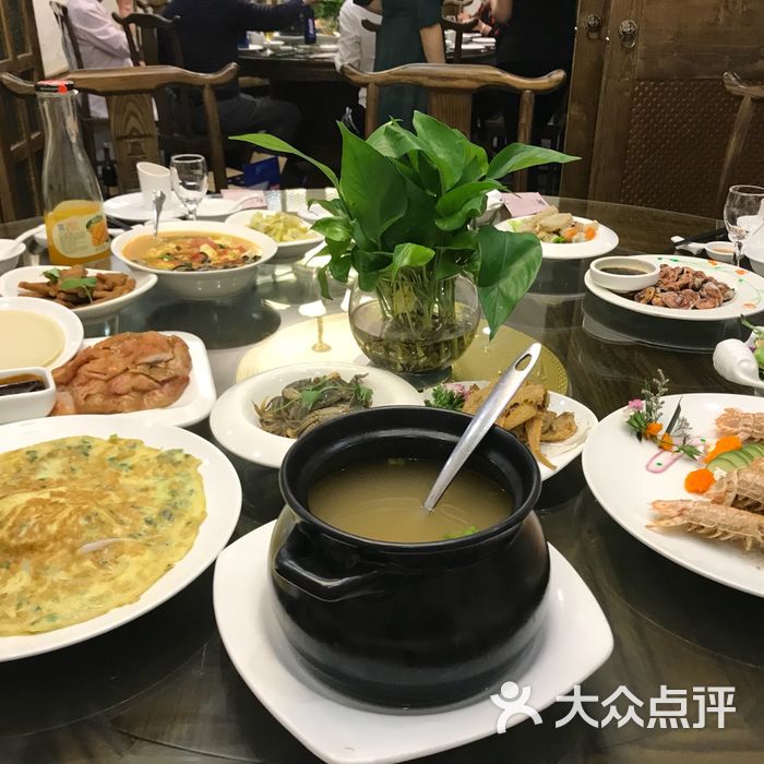 娘舅大石头