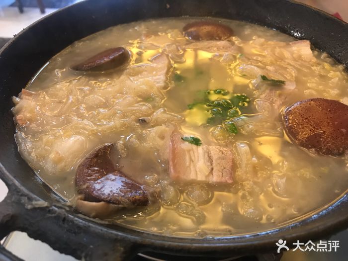 汆白肉渍菜粉血肠
