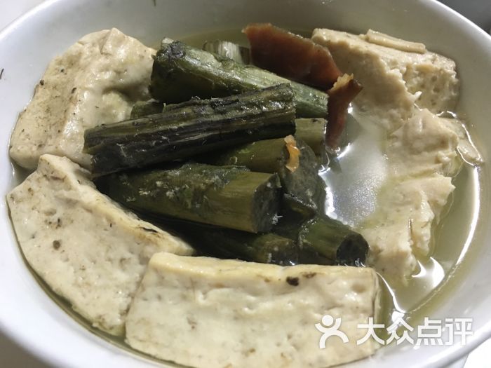 苋菜杆蒸臭豆腐