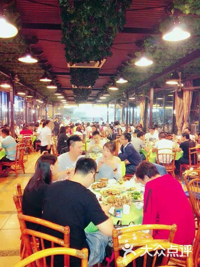 海口金海岸罗顿大酒店_金海岸小学羽毛球馆_金海岸海鲜食府(2)