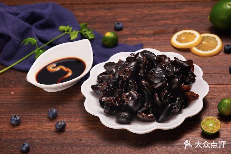 石记私家烤羊腿刺身木耳图片 - 第4张