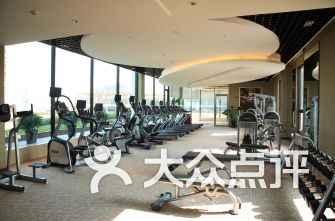 上海健身房排名_健身房美女