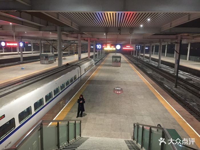 唐山火车站图片