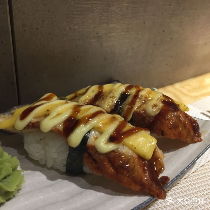 火炙鳗鱼寿司