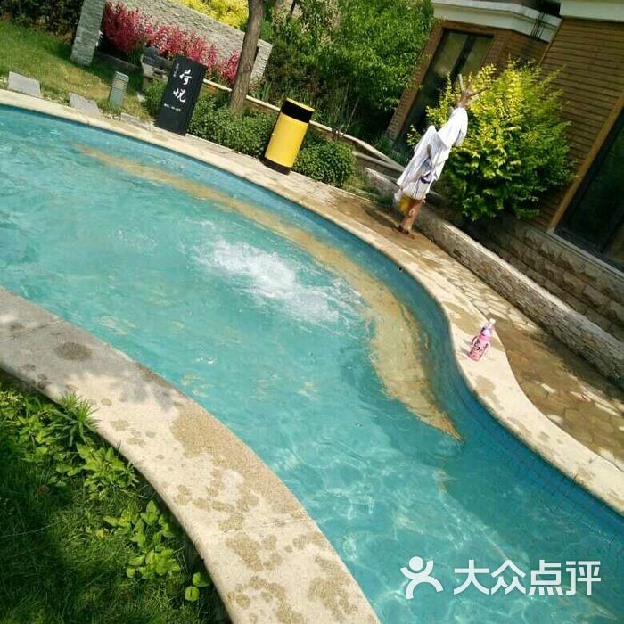 龙隐温泉度假酒店