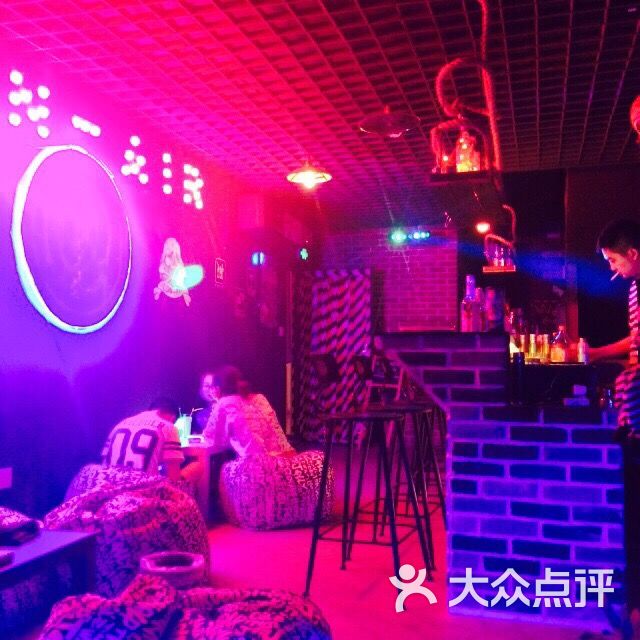 con-air监狱疯牢酒吧