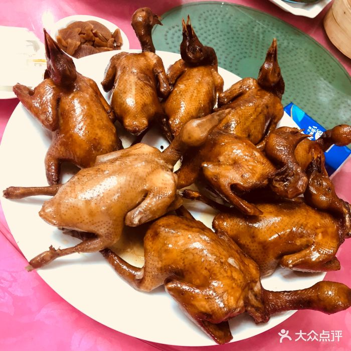 光明招待所-红烧乳鸽图片-深圳美食-大众点评网