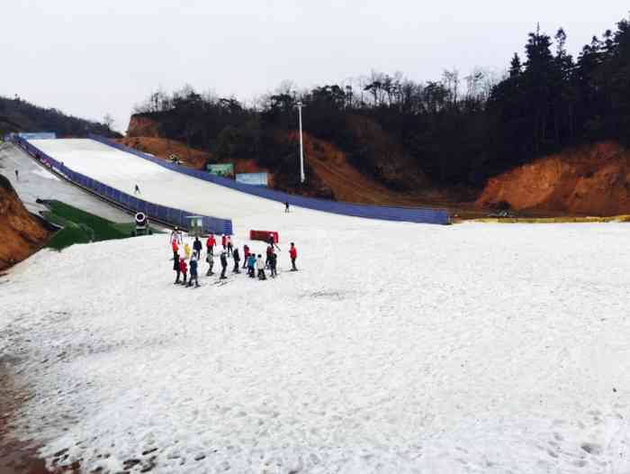 巨石山滑雪场-"很好的不错的还是不错得得13333."