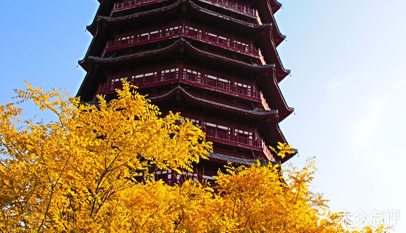 北京园博园的永定塔是一组漂亮的古风建筑