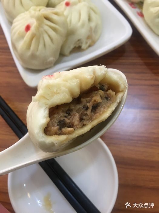 老胜香包子铺(绥江道店)鲜虾风味三鲜包图片 - 第15张