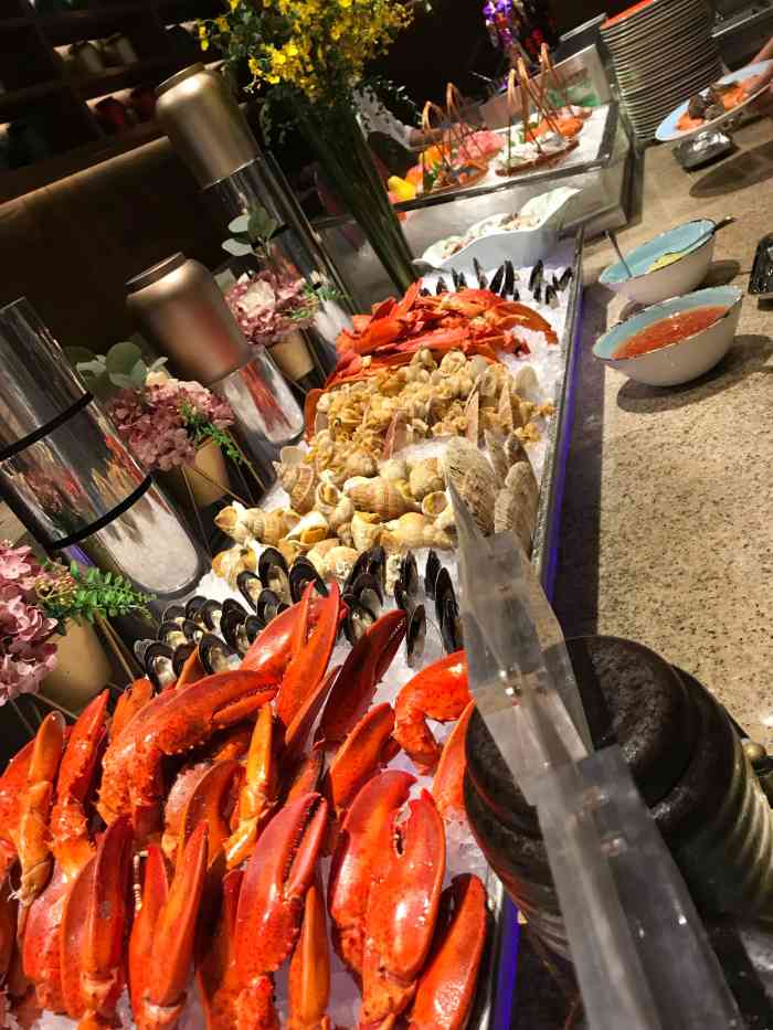 融信华邑酒店·鲜艳自助餐