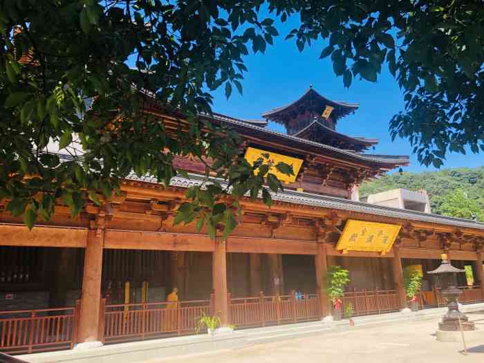 永兴寺"昨天午时,杭州西湖区永兴寺举行了喜迎新春-大众点评移动版