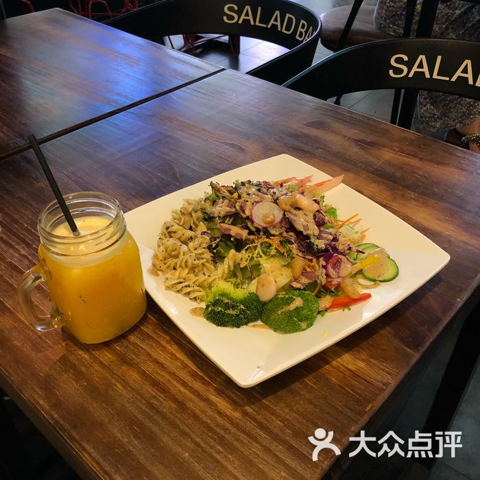 salad bar沙拉吧