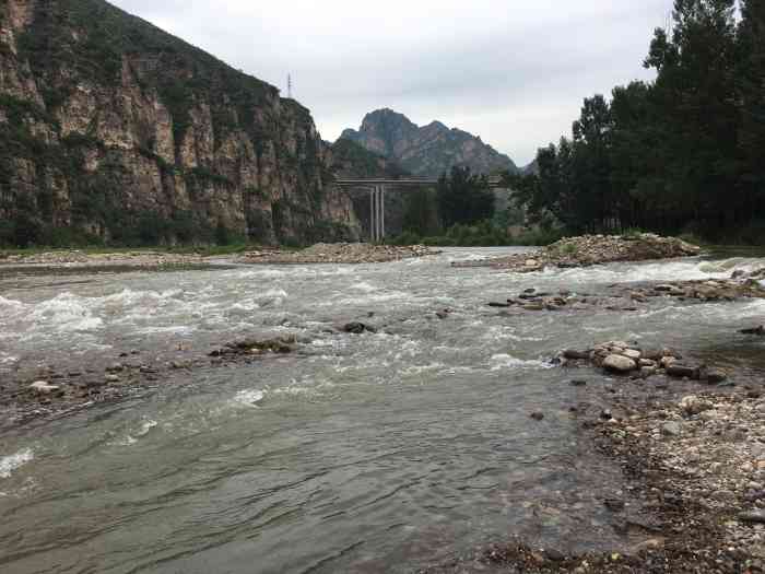 导航搜索位置可以是响水湾户外基地,但这边距离户外基地还有三四公里