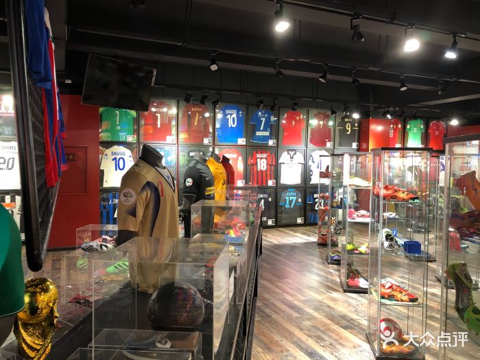 天朗足球(金沙店)图片 第33张