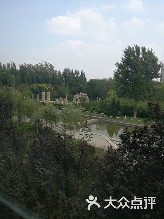 廊坊博物馆:一个人从北京开车过来散心。