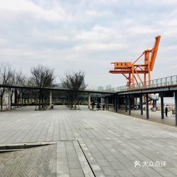 洛杉矶有多少人口_北流隆盛镇有多少人口(3)