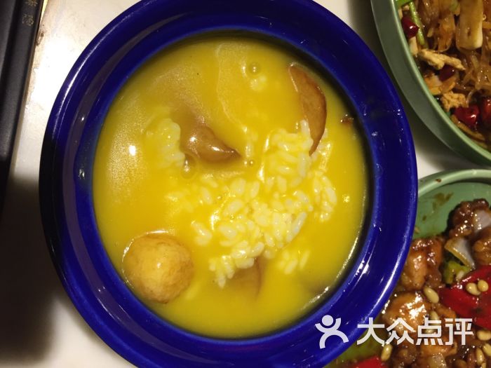 小吊梨汤人均消费_小吊梨汤图片