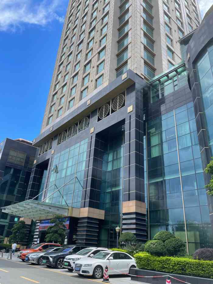 雅邦·朗悦国际酒店·金航中餐厅