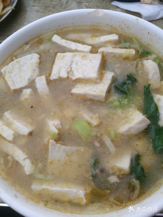 俊轻鲫鱼豆腐汤(原建安街第一分店)图片 第4张