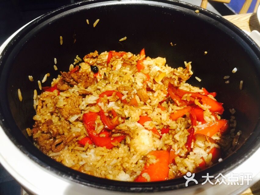 肉汤拌饭