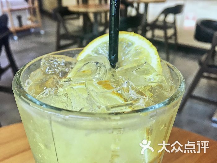香水柠檬苏打