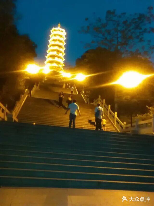 红花山公园图片