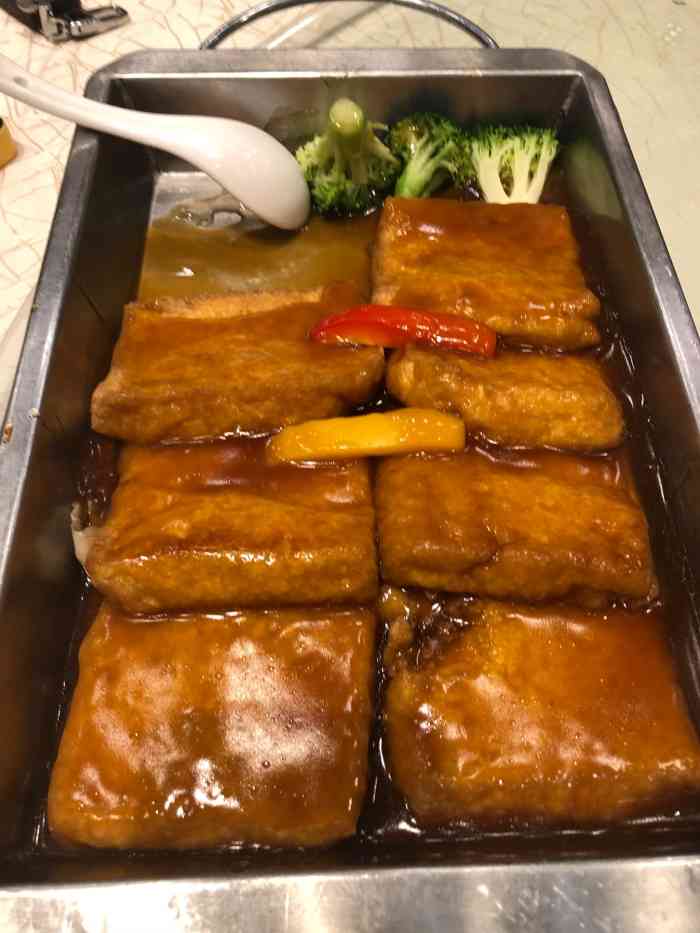 竹溪东坡食府"应该和广州这边的竹溪是一个集团吧 在.