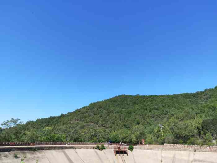 北京十三陵国家森林公园蟒山景区