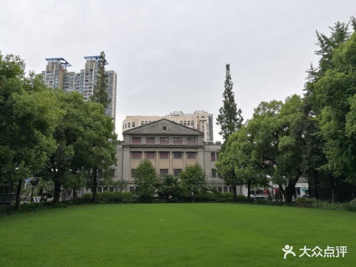 上海市第八中学图片 - 第6张