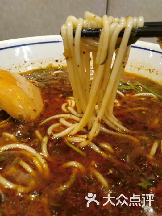 刀小蛮半只鸡云南米线(首经贸店)小锅米线图片 - 第1张