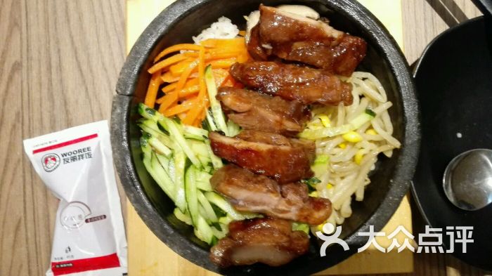 鸡排石锅拌饭