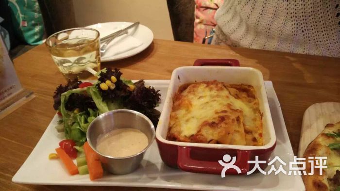rolando"s pizza & cafe(罗朗多餐厅蓝村路店)图片 - 第3张