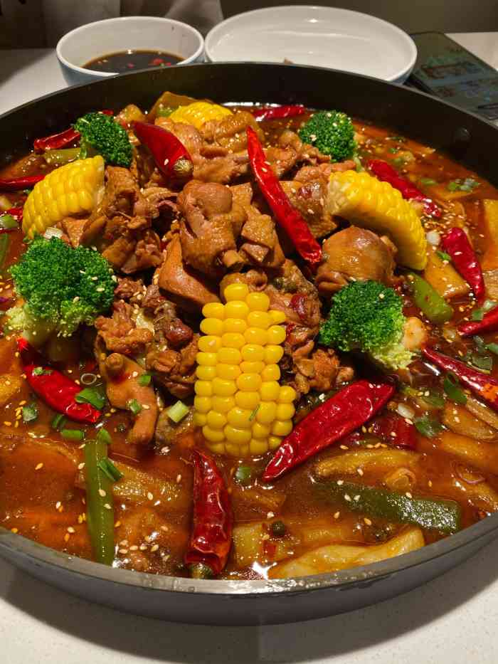 苗师兄鲜炒鸡(太康360店)