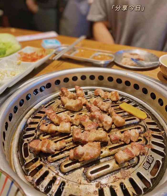 玖段烤肉·新村大排档(江汉路店)