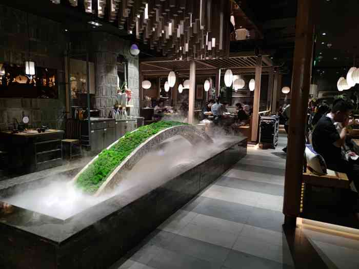 凑凑火锅·茶憩(石家庄万象城店)-"很久之前吃的凑凑了,也已经有半年