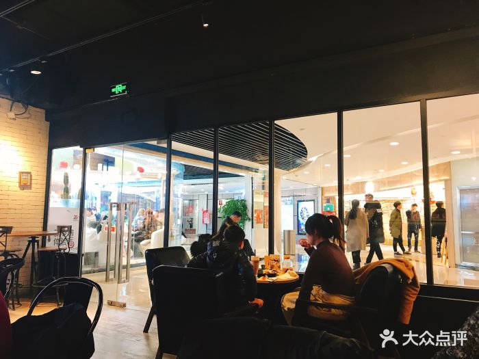stayreal café(湖滨银泰in77店)--环境图片-杭州美食