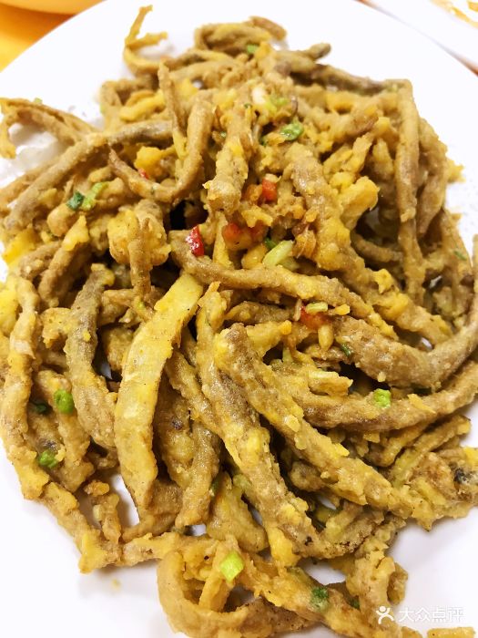 龙记潮汕大排档(老丁店)咸蛋黄茶树菇图片 - 第2张