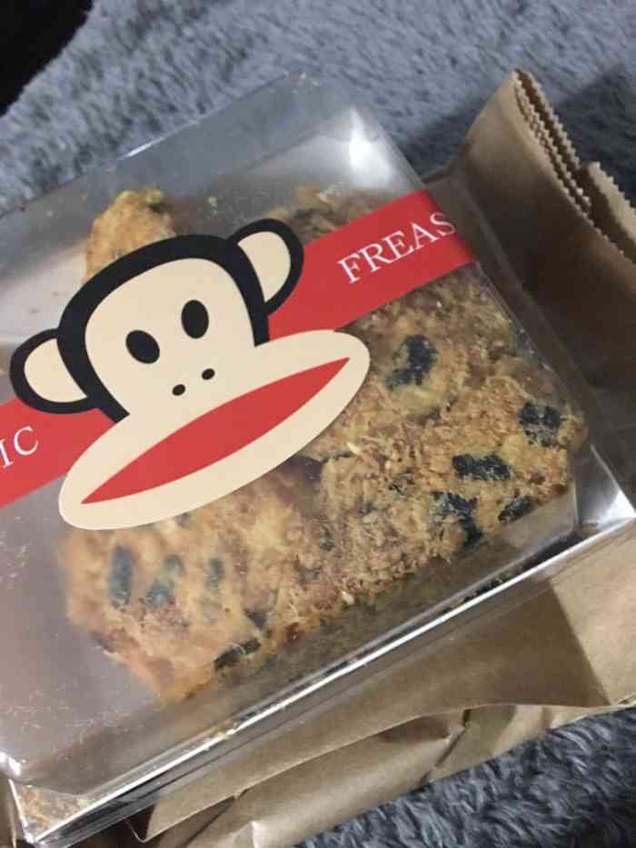 smilecatbakery-"口味还行,就是沙拉酱比较少,显得有.