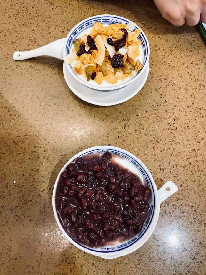 仁信老铺甜品(北京路店"广东的糖水确实好吃,点评推荐的仁信特地赶.