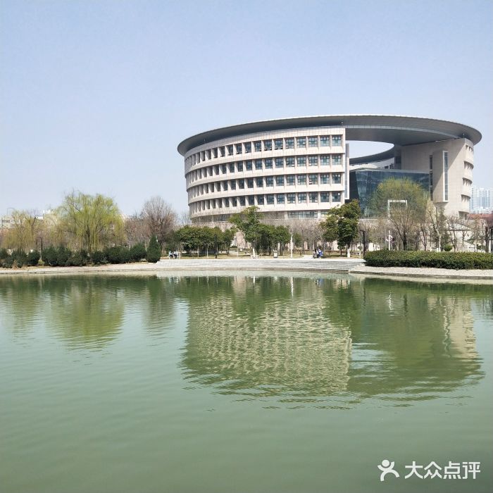 陕西科技大学福慧图书馆图片