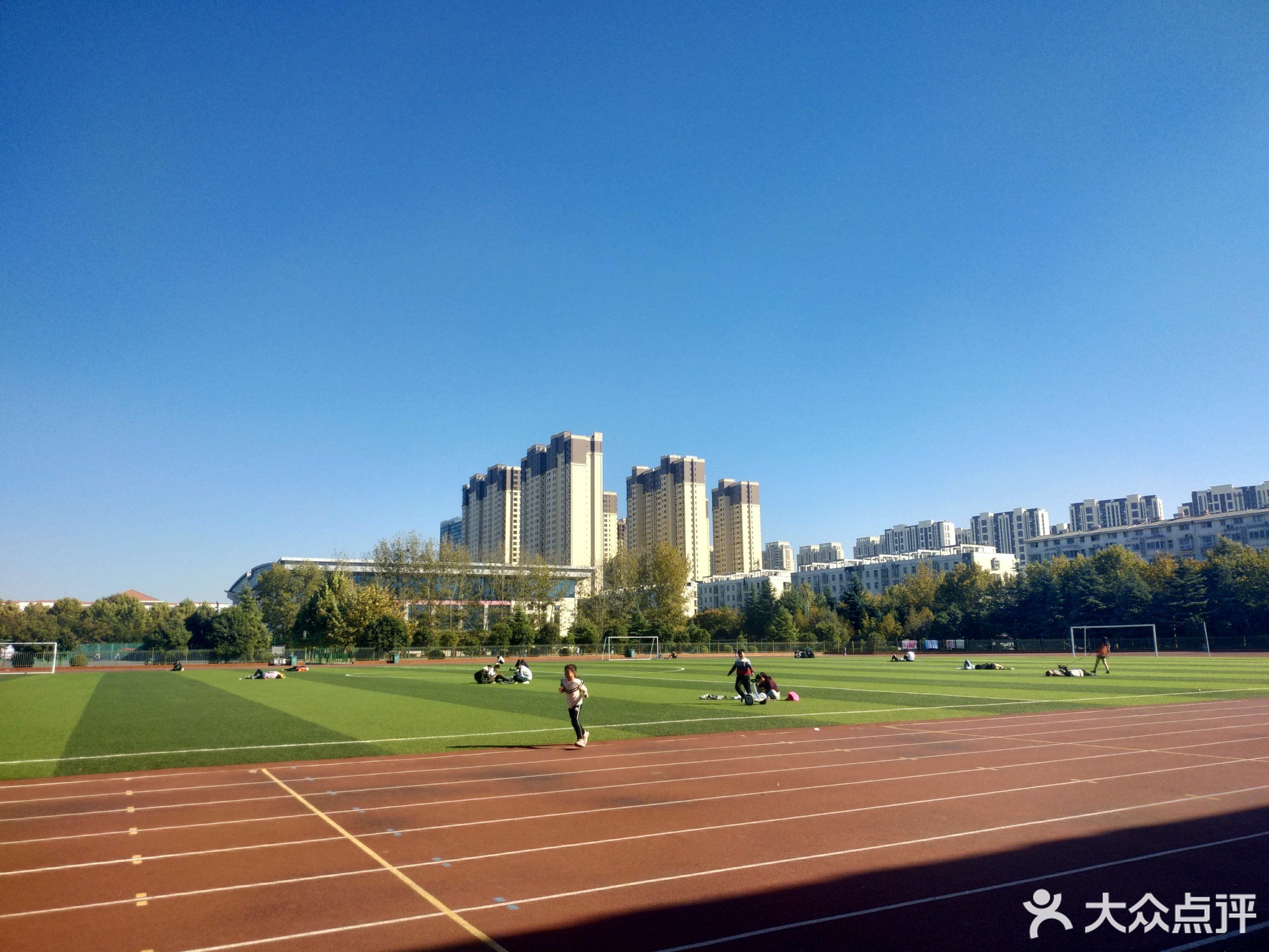 郑州市-河南牧业经济学院英才校区体育馆-地图,公交