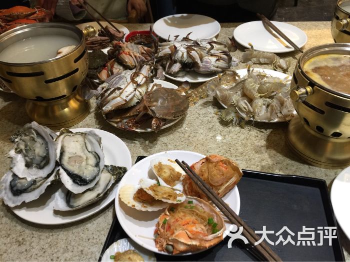 皇冠海鲜火锅自助晚餐_339海鲜自助火锅图片_海鲜火锅自助(2)