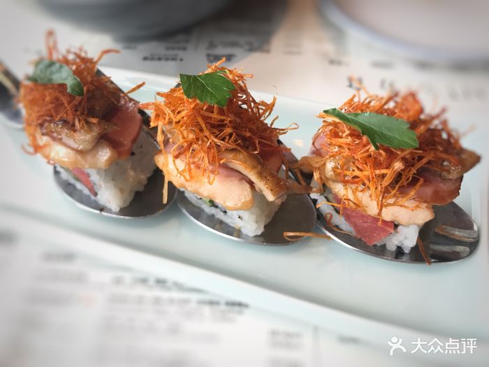 夯食(置汇旭辉广场店)-烟熏鸭肉鹅肝卷图片-上海美食-大众点评网