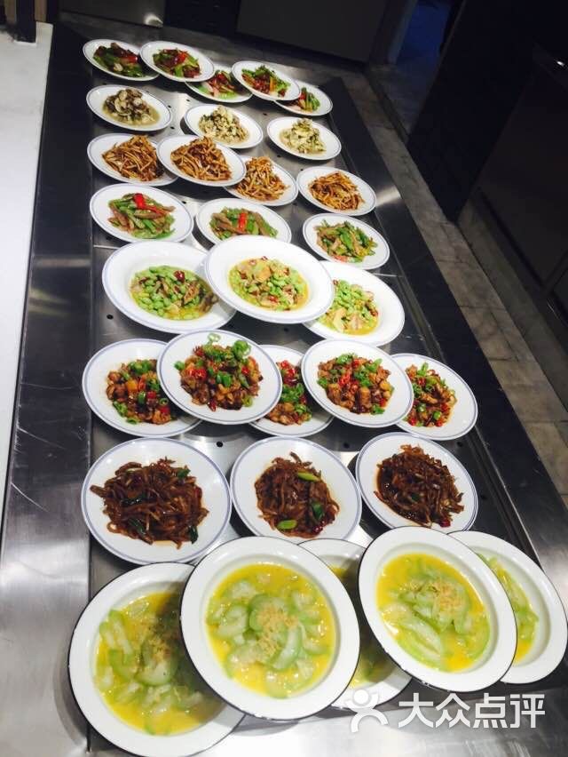很不错的一家新中式快餐食堂
