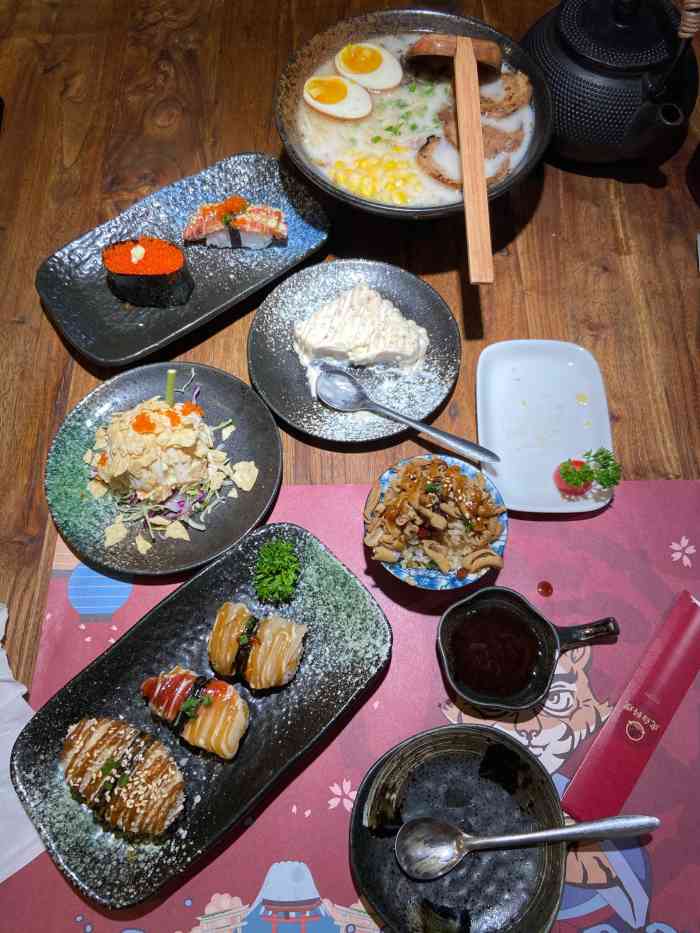 虎白料理(街道口店)-"首先感谢感谢室友的霸王餐哈哈哈[调皮] .