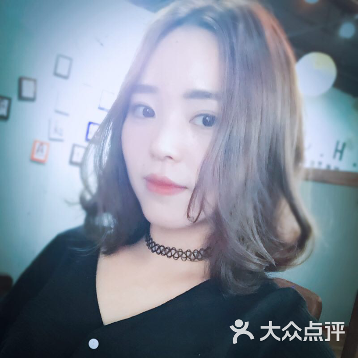 时尚界潮牌美发店图片 - 第4张
