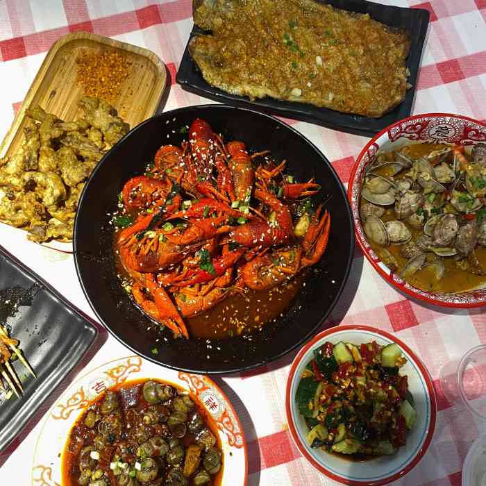 龙虾当家·撸串喝酒·夜宵(朝阳店)